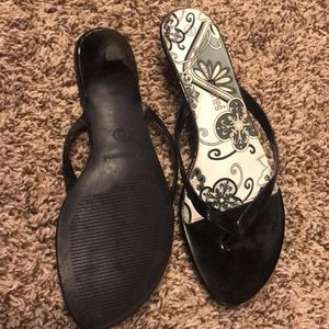 Black low heeled shoes